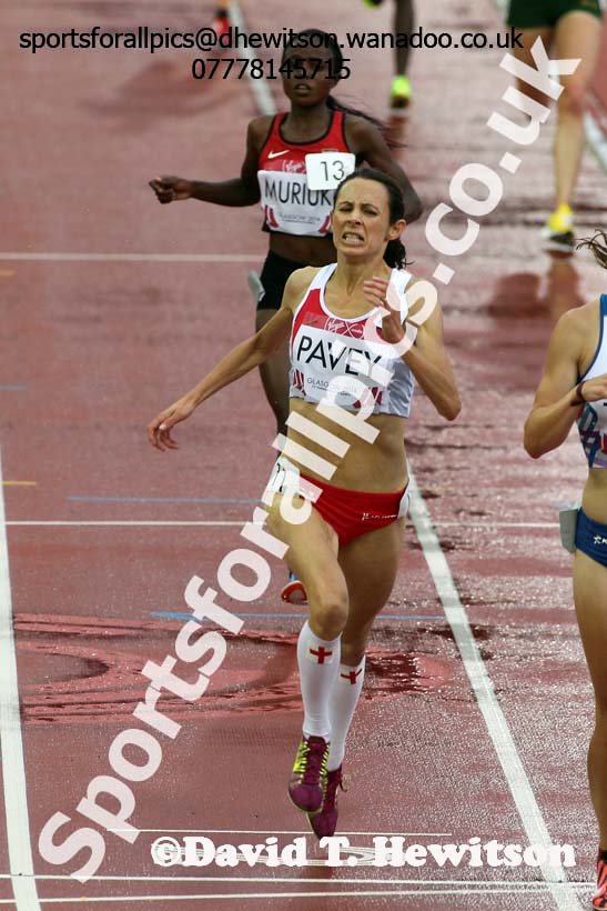 Jo Pavey (England) finishes 3rd in the womens 5000 metres at the Commonwealth Games, Glasgow. Photo: David T. Hewitson/Sports for All Pics